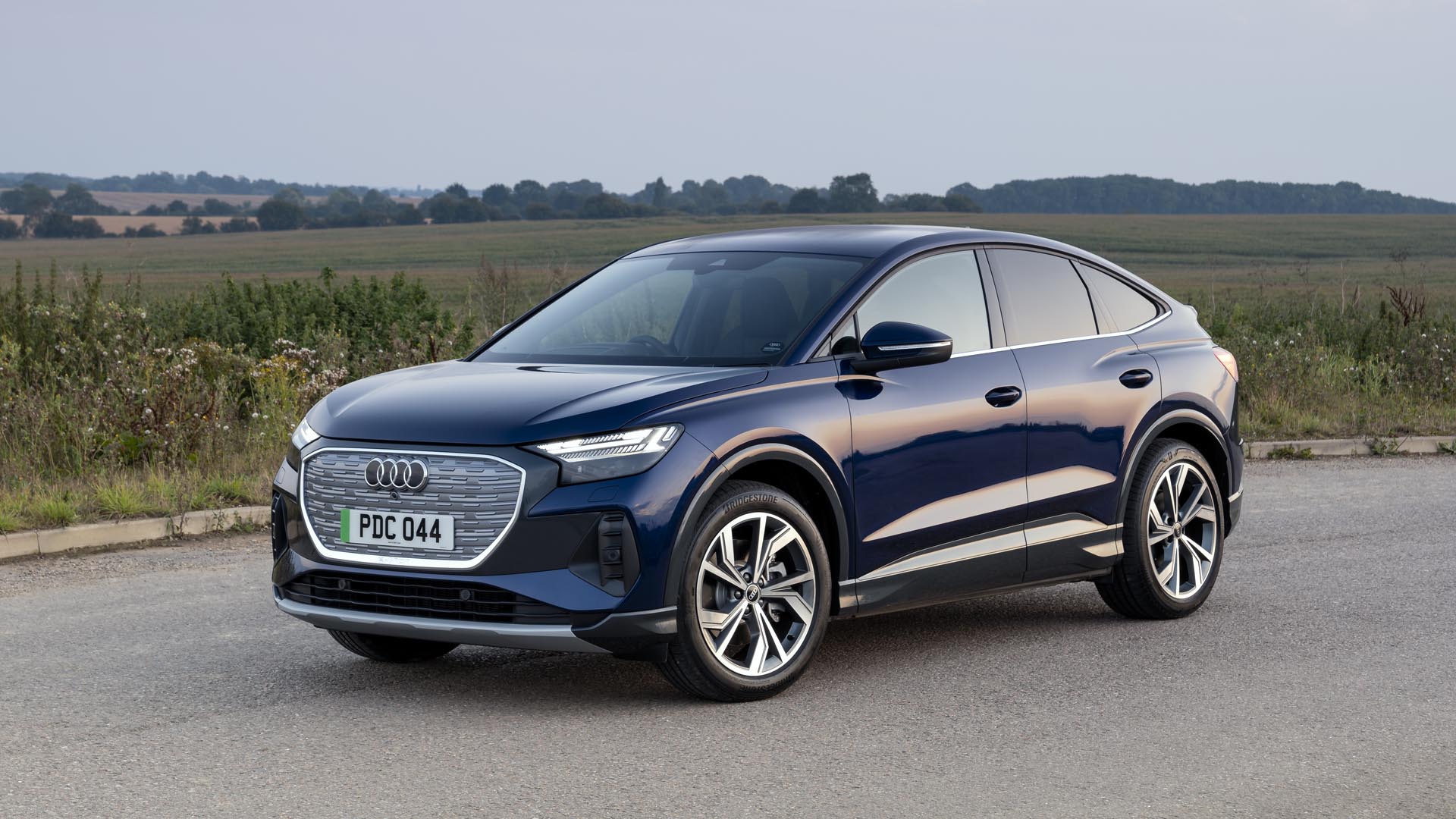 Audi Q4 etron Review & Prices 2023 AutoTrader UK